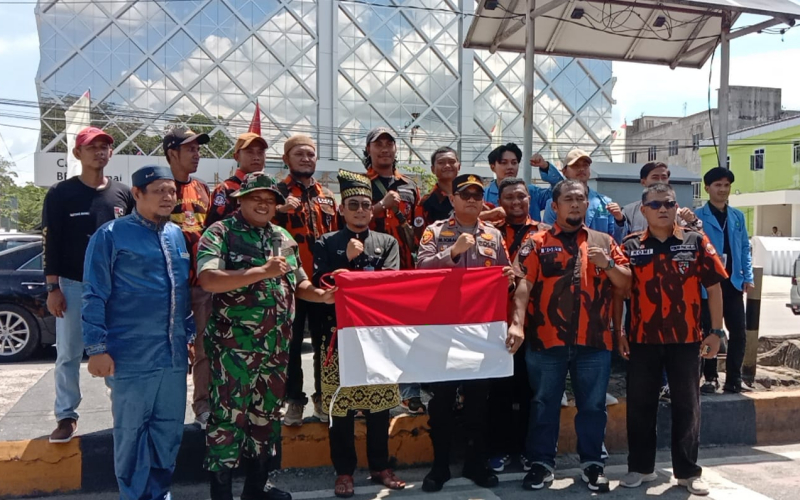 Kodim Dumai Ajak Masyarakat Pasang Bendera Merah Putih Sepanjang Bulan Agustus