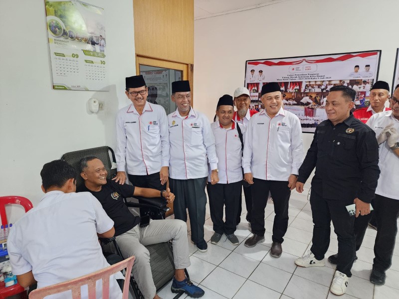 PWI Dumai Ikut Sukseskan Donor Darah dalam Peringatan HUT ke-80 PMI